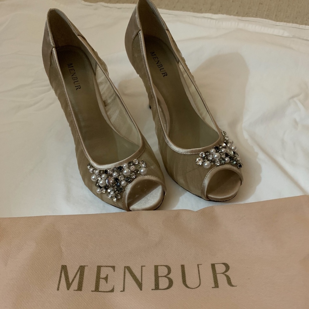 Menbur Shoes - image 1